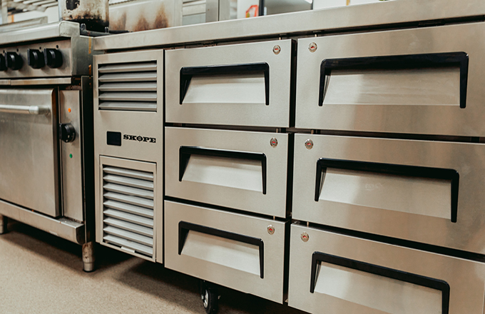 Skope Reflex 9 draw undercounter fridge