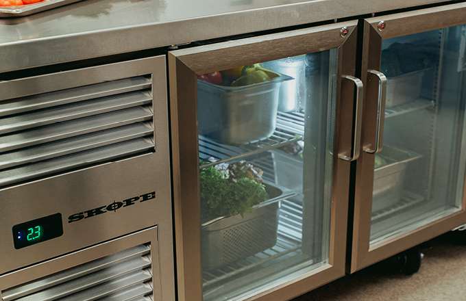 ReFlex 4 Glass Door Counter Fridge